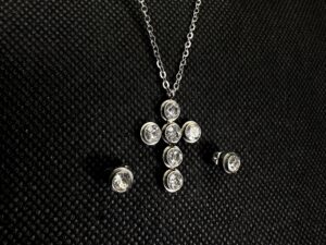 Cross stone set