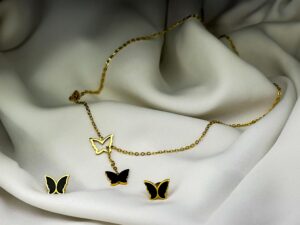 Butterfly slip-in set