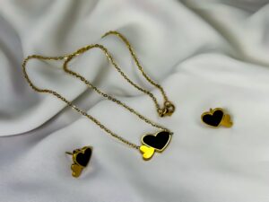 Joined hearts set