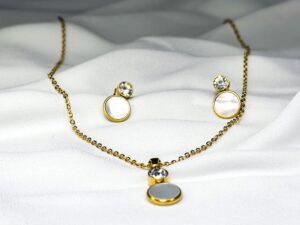 April crystal set