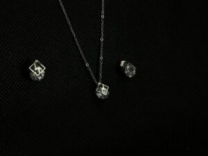 Lighting artificial gem set